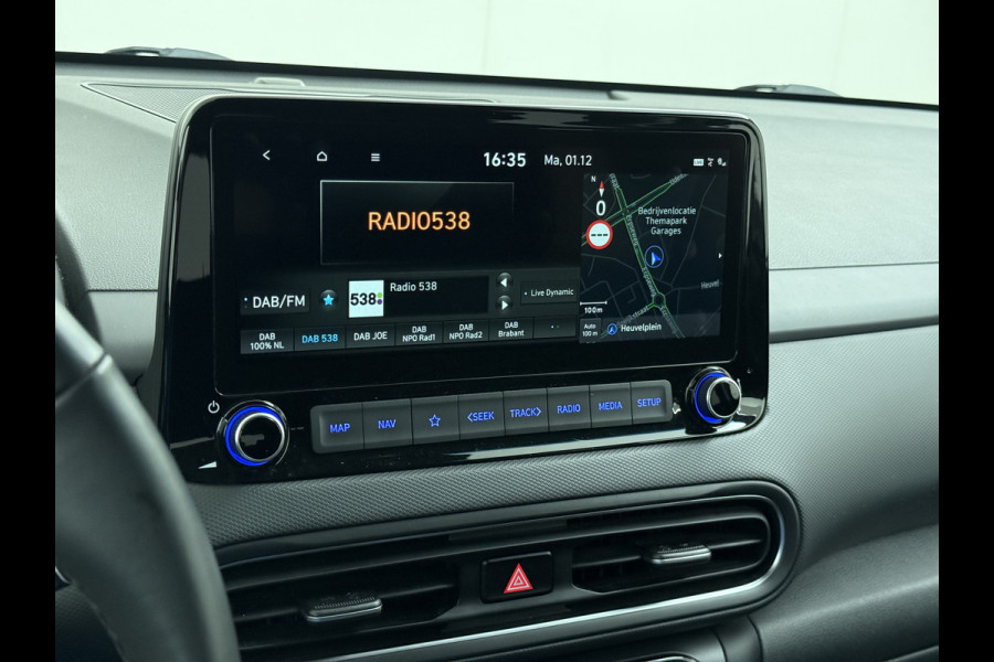 Hyundai Kona 142PK AUT. HEV Hybride Adap.Cruise Navi Ecc Camera Apple Carplay Android Head Up Display Pdc Krell®-Audio Fashion  Lmv Isofix DAB Led Regen-Lichtsensor Lane Assist 1e Eigenaar Origineel Nederlandse Auto