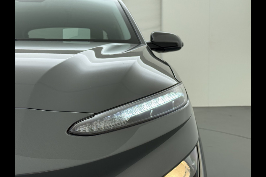 Hyundai Kona 142PK AUT. HEV Hybride Adap.Cruise Navi Ecc Camera Apple Carplay Android Head Up Display Pdc Krell®-Audio Fashion  Lmv Isofix DAB Led Regen-Lichtsensor Lane Assist 1e Eigenaar Origineel Nederlandse Auto