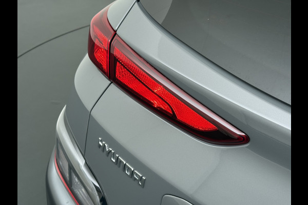 Hyundai Kona 142PK AUT. HEV Hybride Adap.Cruise Navi Ecc Camera Apple Carplay Android Head Up Display Pdc Krell®-Audio Fashion  Lmv Isofix DAB Led Regen-Lichtsensor Lane Assist 1e Eigenaar Origineel Nederlandse Auto