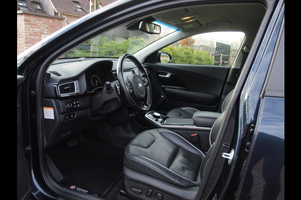Kia e-Niro ExecutiveLine 64 kWh | Camera | Apple Carplay | Cruise Control | JBL | Leer |