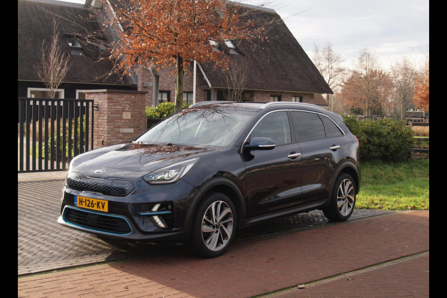 Kia e-Niro ExecutiveLine 64 kWh | Camera | Apple Carplay | Cruise Control | JBL | Leer |