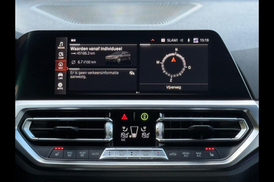 BMW 3 Serie Touring 330e M sport individual, dravitgrau, panoramadak ,laser,elec bedienbare trekhaak, vol opties, nl auto met nap