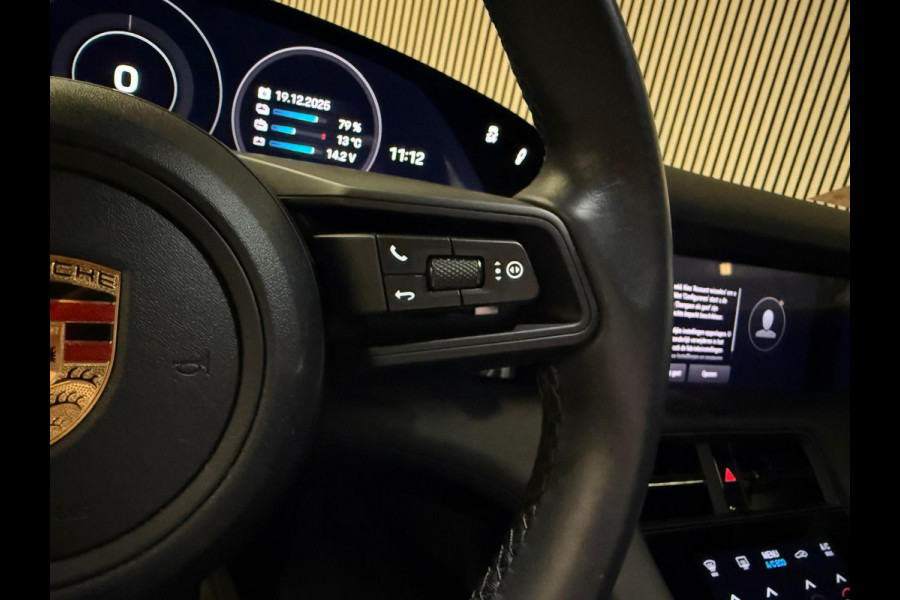 Porsche Taycan 79 kWh 328 PK-SOH 93%-PANORAMA-BIJRIJDER DISPLAY-PASM-CAMERA-ORG. NL