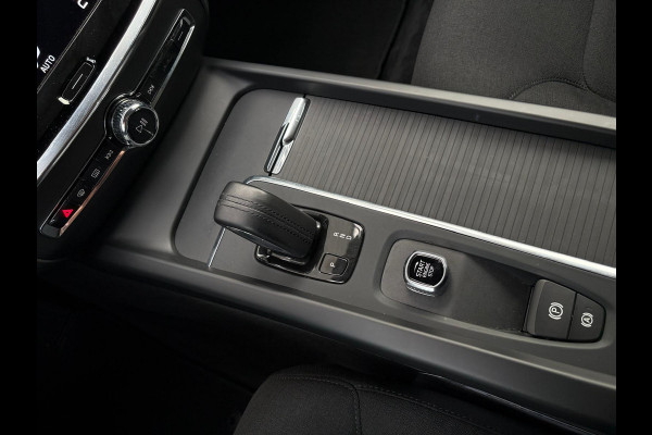 Volvo V60 B3 Aut. Momentum CruiseControl Trekhaak 164pk