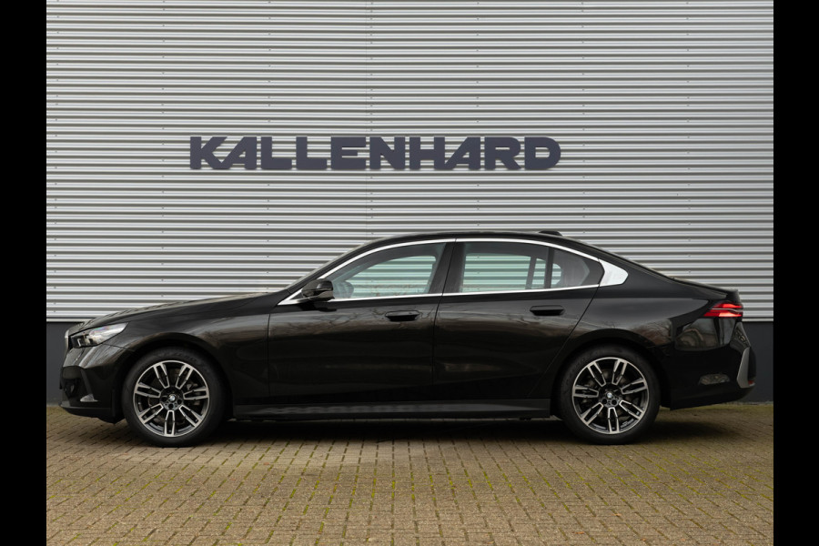 BMW 5 Serie 520i - Sportstoelen - Stoelverwarming - Camera - Driving Assistant