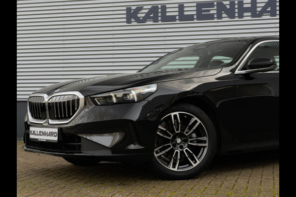BMW 5 Serie 520i - Sportstoelen - Stoelverwarming - Camera - Driving Assistant