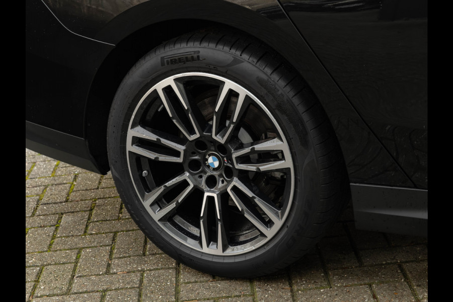 BMW 5 Serie 520i - Sportstoelen - Stoelverwarming - Camera - Driving Assistant