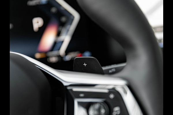 BMW 5 Serie 520i - Sportstoelen - Stoelverwarming - Camera - Driving Assistant