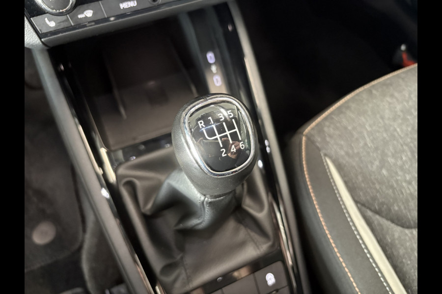 Škoda Kamiq 1.0 TSi 110pk Business Edition LED/VIRTUAL/NAVI/CARPLAY/DAB/PDC/WINTERPACK