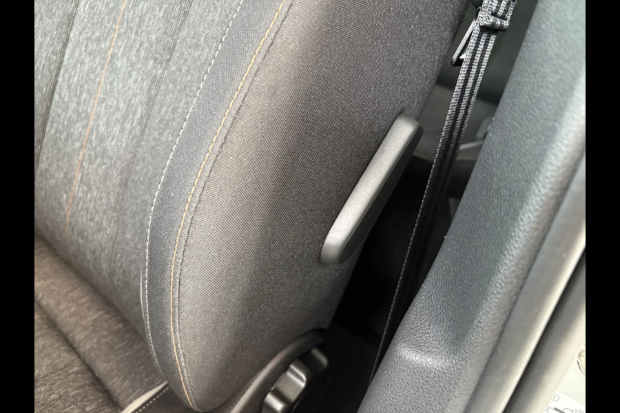 Škoda Kamiq 1.0 TSi 110pk Business Edition LED/VIRTUAL/NAVI/CARPLAY/DAB/PDC/WINTERPACK