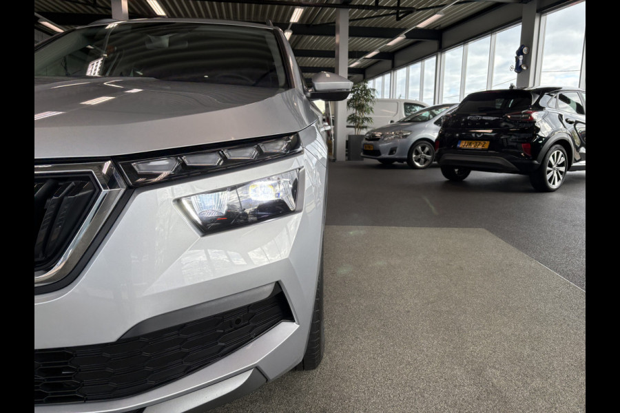 Škoda Kamiq 1.0 TSi 110pk Business Edition LED/VIRTUAL/NAVI/CARPLAY/DAB/PDC/WINTERPACK