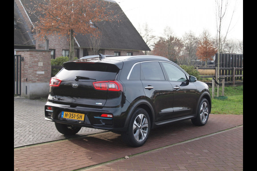 Kia e-Niro ExecutiveLine 64 kWh | Camera | Apple Carplay | Cruise Control | JBL | Leer |