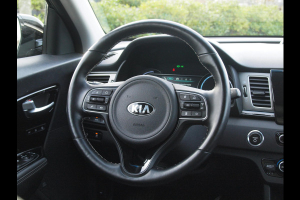 Kia e-Niro ExecutiveLine 64 kWh | Camera | Apple Carplay | Cruise Control | JBL | Leer |