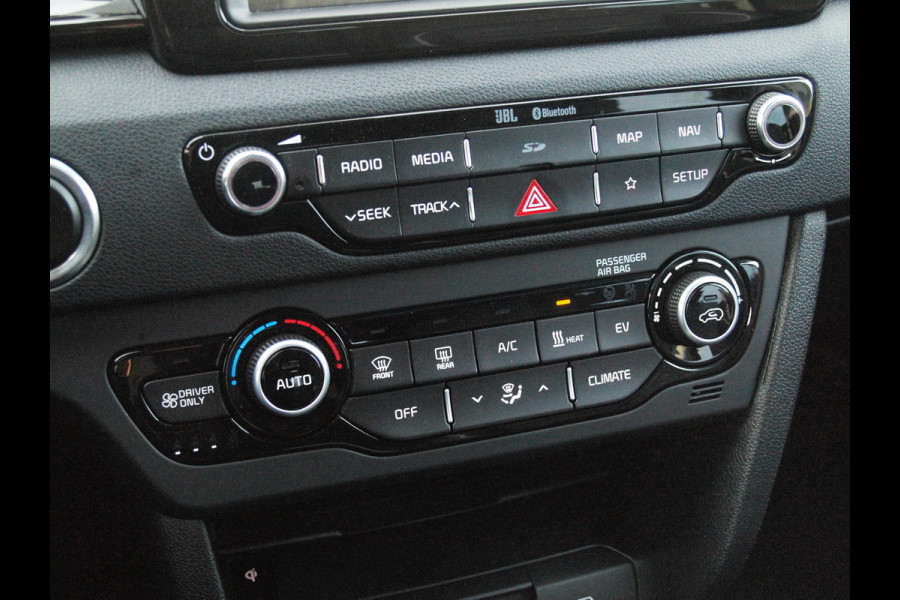 Kia e-Niro ExecutiveLine 64 kWh | Camera | Apple Carplay | Cruise Control | JBL | Leer |