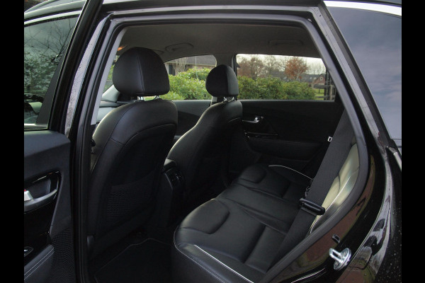 Kia e-Niro ExecutiveLine 64 kWh | Camera | Apple Carplay | Cruise Control | JBL | Leer |