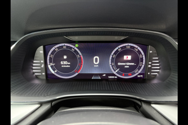 Škoda Octavia Combi 1.5 TSi 150pk First Edition SCHUIFDAK/VIRTUAL/CARPLAY/TREKHAAK/18INCH/STOELVERWARMING