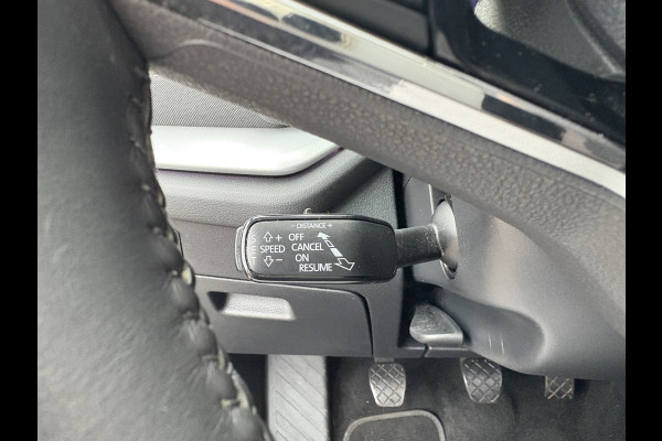 Škoda Octavia Combi 1.5 TSi 150pk First Edition SCHUIFDAK/VIRTUAL/CARPLAY/TREKHAAK/18INCH/STOELVERWARMING