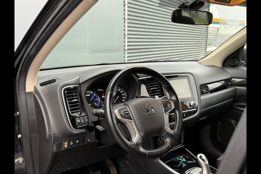 Mitsubishi Outlander BWJ 2021 | 2.4 225PK PHEV Pure | CLIMA | NAVI | STOELVERW | LEDER | CAMERA A | CARPLAY |