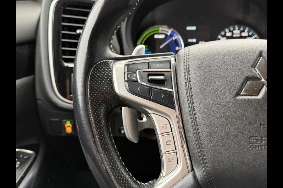 Mitsubishi Outlander BWJ 2021 | 2.4 225PK PHEV Pure | CLIMA | NAVI | STOELVERW | LEDER | CAMERA A | CARPLAY |