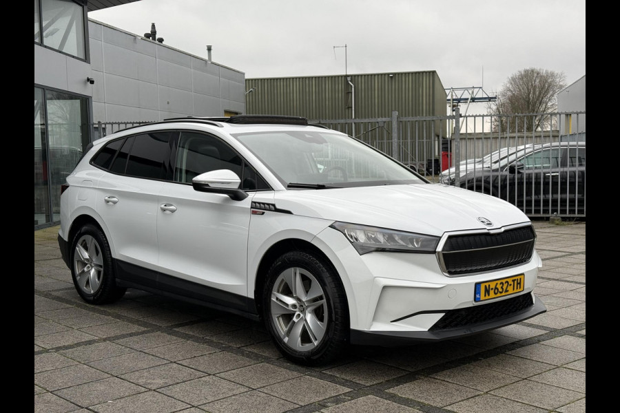 Škoda ENYAQ iV 60 | Trekhaak | Panorama | Navi |