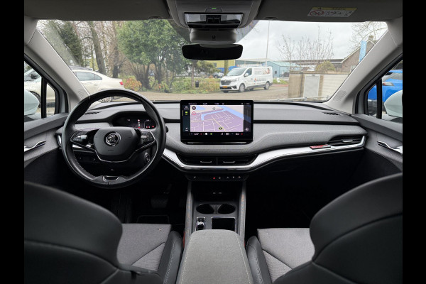 Škoda ENYAQ iV 60 | Trekhaak | Panorama | Navi |