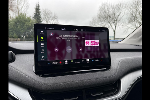 Škoda ENYAQ iV 60 | Trekhaak | Panorama | Navi |