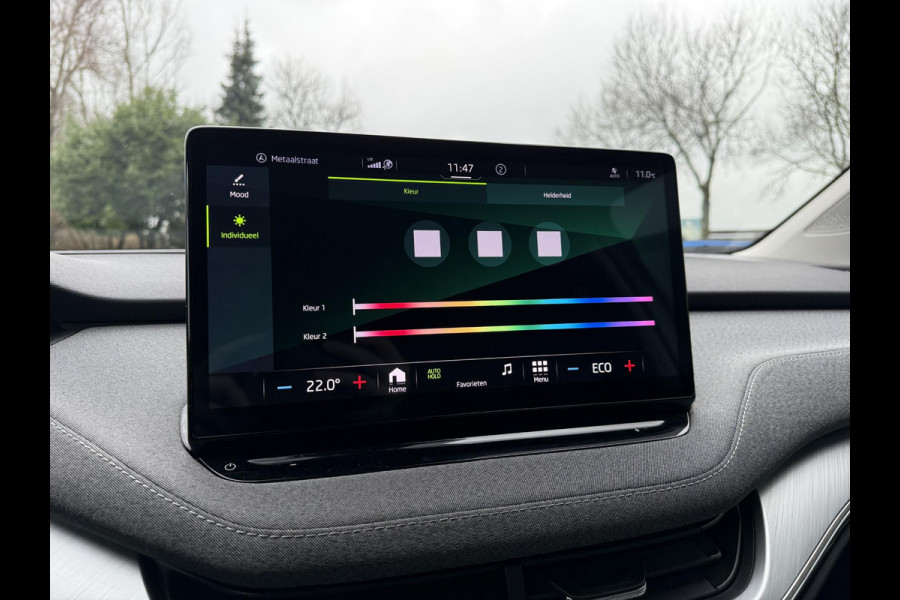 Škoda ENYAQ iV 60 | Trekhaak | Panorama | Navi |