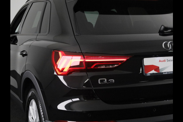 Audi Q3 45 TFSI e Business Edition 245 pk S-tronic | Navigatie | Parkeersensoren | LED koplampen | Stoelverwarming | S-Line interieur |