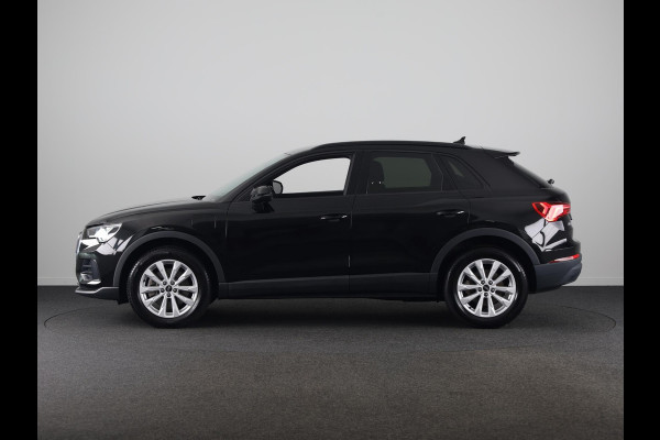 Audi Q3 45 TFSI e Business Edition 245 pk S-tronic | Navigatie | Parkeersensoren | LED koplampen | Stoelverwarming | S-Line interieur |