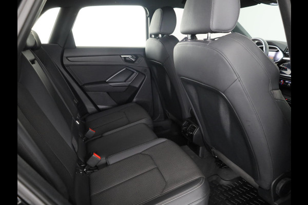 Audi Q3 45 TFSI e Business Edition 245 pk S-tronic | Navigatie | Parkeersensoren | LED koplampen | Stoelverwarming | S-Line interieur |