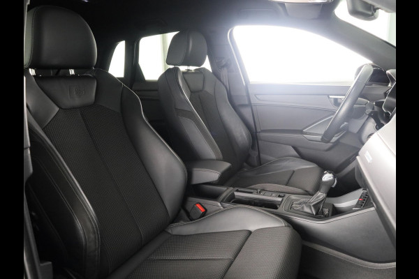 Audi Q3 45 TFSI e Business Edition 245 pk S-tronic | Navigatie | Parkeersensoren | LED koplampen | Stoelverwarming | S-Line interieur |