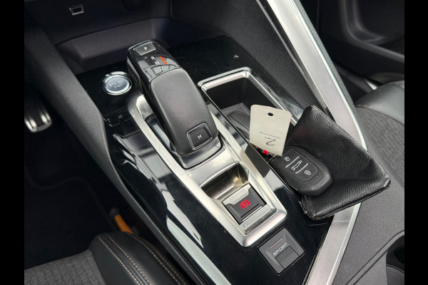 Peugeot 5008 1.6 e-THP GT-Line Pano / Navi / Dealer Onderhouden / Camera /