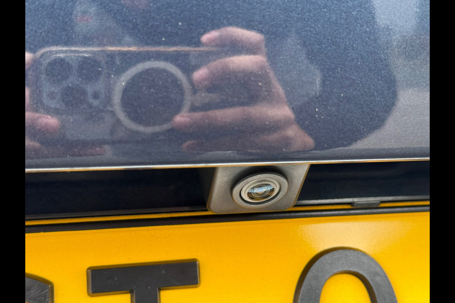 Peugeot 5008 1.6 e-THP GT-Line Pano / Navi / Dealer Onderhouden / Camera /