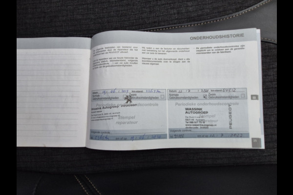 Peugeot 5008 1.6 e-THP GT-Line Pano / Navi / Dealer Onderhouden / Camera /