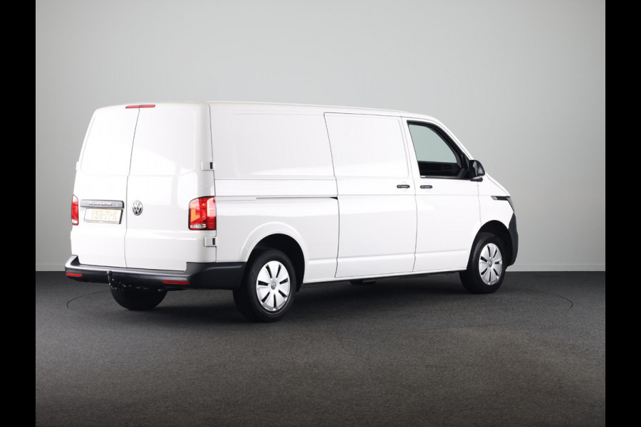 Volkswagen Transporter 2.0 TDI L2H1 28 Economy Business 110 PK | Navigatie via app | parkeersensoren | Cruise control |