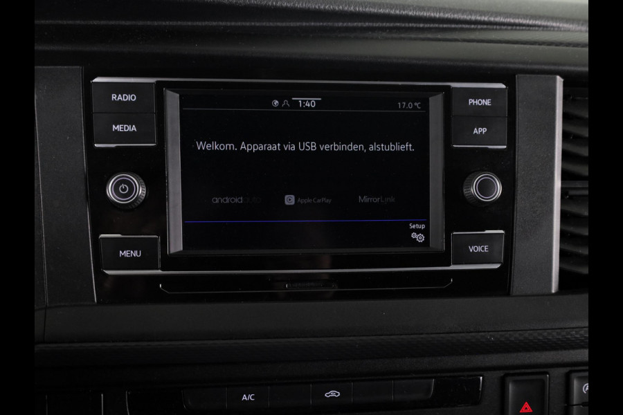Volkswagen Transporter 2.0 TDI L2H1 28 Economy Business 110 PK | Navigatie via app | parkeersensoren | Cruise control |