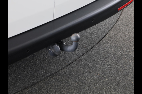 Volkswagen Transporter 2.0 TDI L2H1 28 Economy Business 110 PK | Navigatie via app | parkeersensoren | Cruise control |