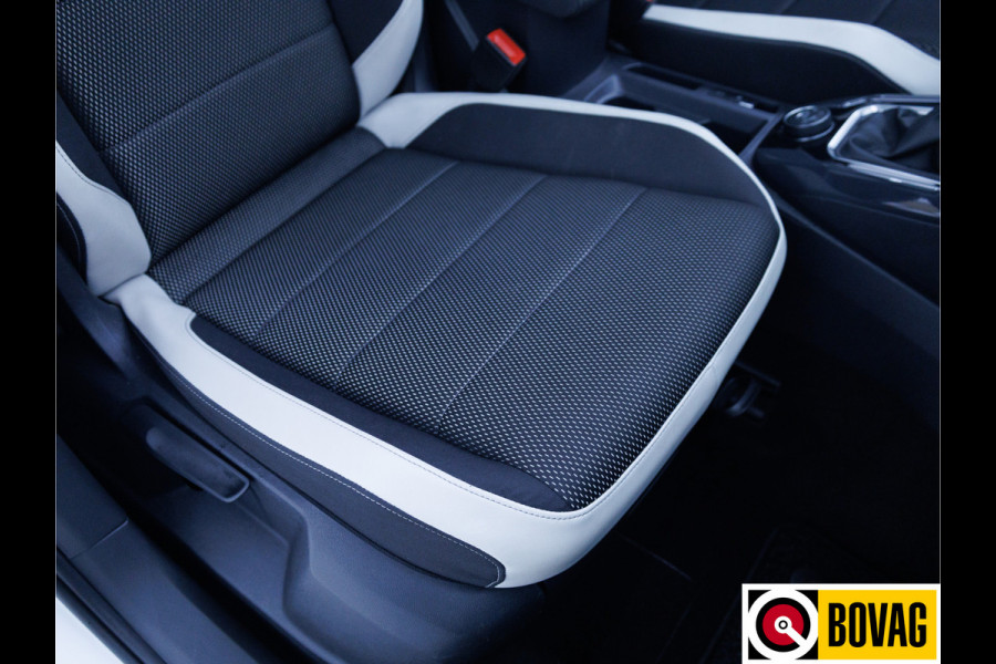 Volkswagen T-Roc 2.0 TSI 4Motion Sport 191 PK | Beats Audio | Panoramadak | Stoelverwarming | Elec. klep | Trekhaak | Navigatie, App. connect, Adaptieve cruise, DAB, All season banden