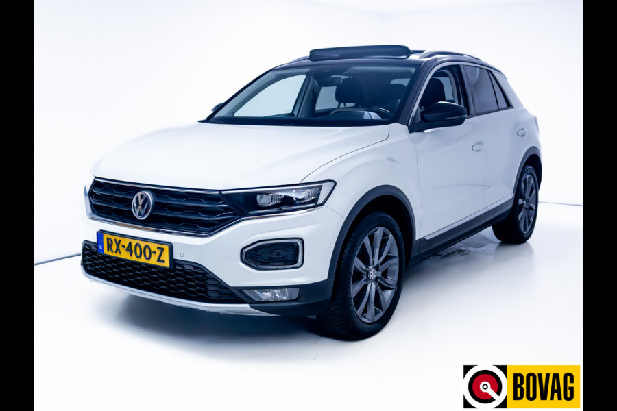 Volkswagen T-Roc 2.0 TSI 4Motion Sport 191 PK | Beats Audio | Panoramadak | Stoelverwarming | Elec. klep | Trekhaak | Navigatie, App. connect, Adaptieve cruise, DAB, All season banden