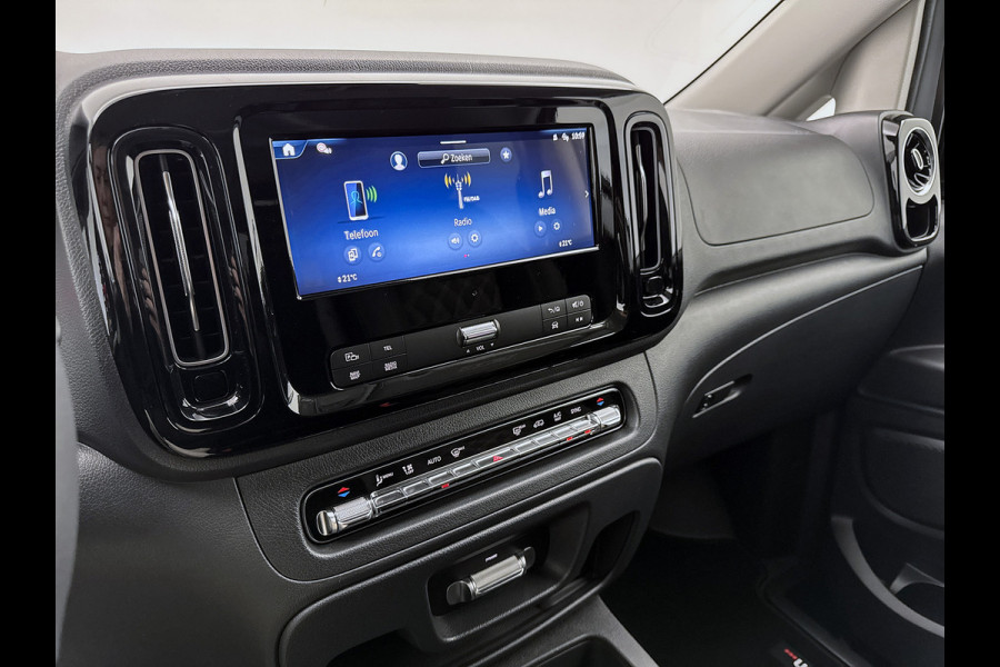 Mercedes-Benz Vito 119 CDI L3 DC *Edition* Leder Dubbele cabine bpm vrij Treeplanken Multibeam LED Trekhaak Achteruitrijcamera Betimmering