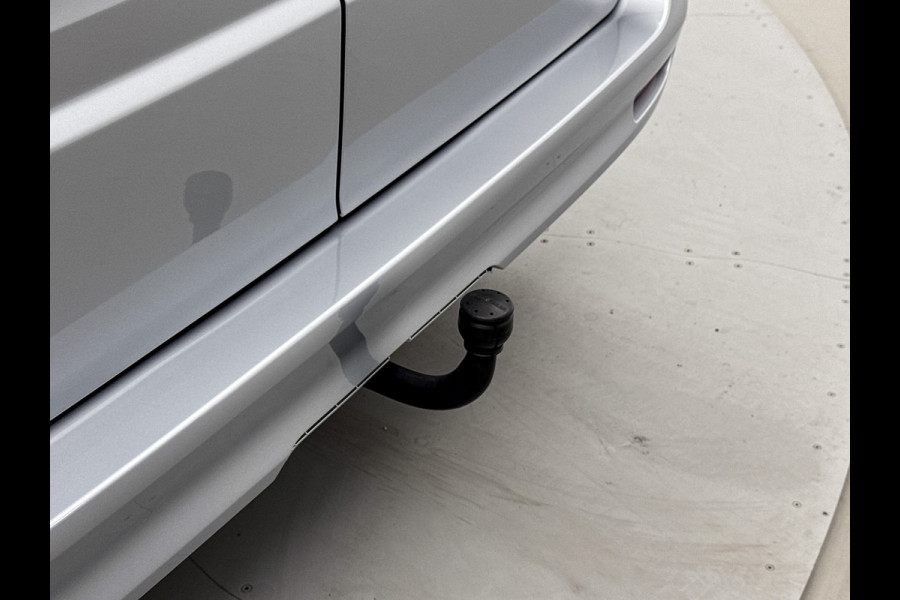 Mercedes-Benz Vito 119 CDI L3 DC *Edition* Leder Dubbele cabine bpm vrij Treeplanken Multibeam LED Trekhaak Achteruitrijcamera Betimmering