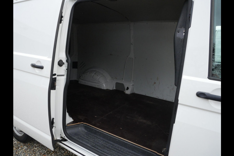 Volkswagen Transporter 2.0 TDI 150PK, L2H1, Airco