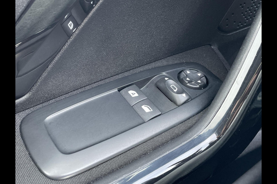 Peugeot 208 1.2 PureTech Allure | Apple Carplay & Android Auto