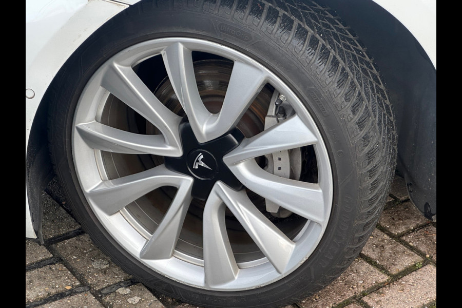 Tesla Model 3 Long Range AWD 75 kWh