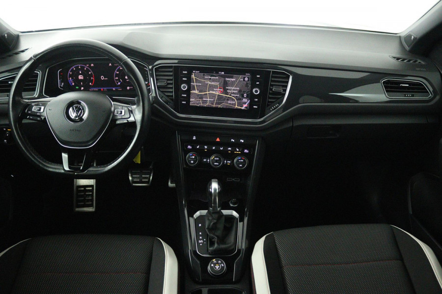 Volkswagen T-Roc 2.0 TSI 4Motion Sport (PANORAMADAK, TREKHAAK, STOELVERWARMING, ACHTERUITRIJCAMERA, DIGITALE COCKPIT)