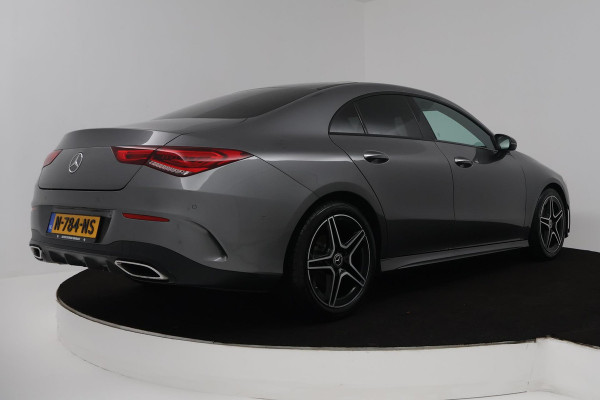 Mercedes-Benz CLA-Klasse 180 Business Solution AMG (SFEERVERLICHTING, STOELVERWARMING, ELEKTR STOELEN, ACHTERUITRIJCAMERA)