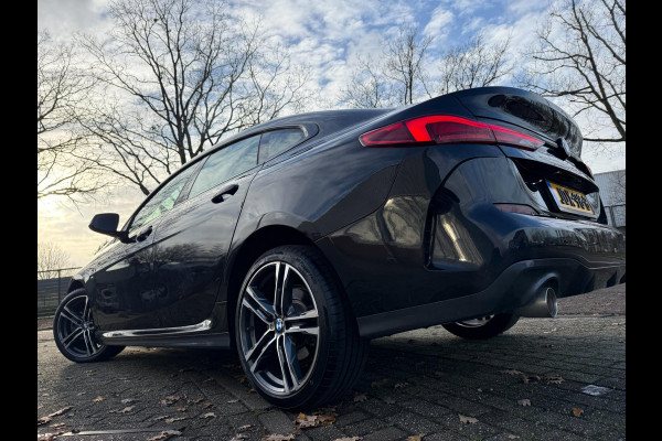 BMW 2 Serie Gran Coupé 218i 2020 M-SPORT PAKKET HIGH-EXE LEDER CARPLAY KEY GO