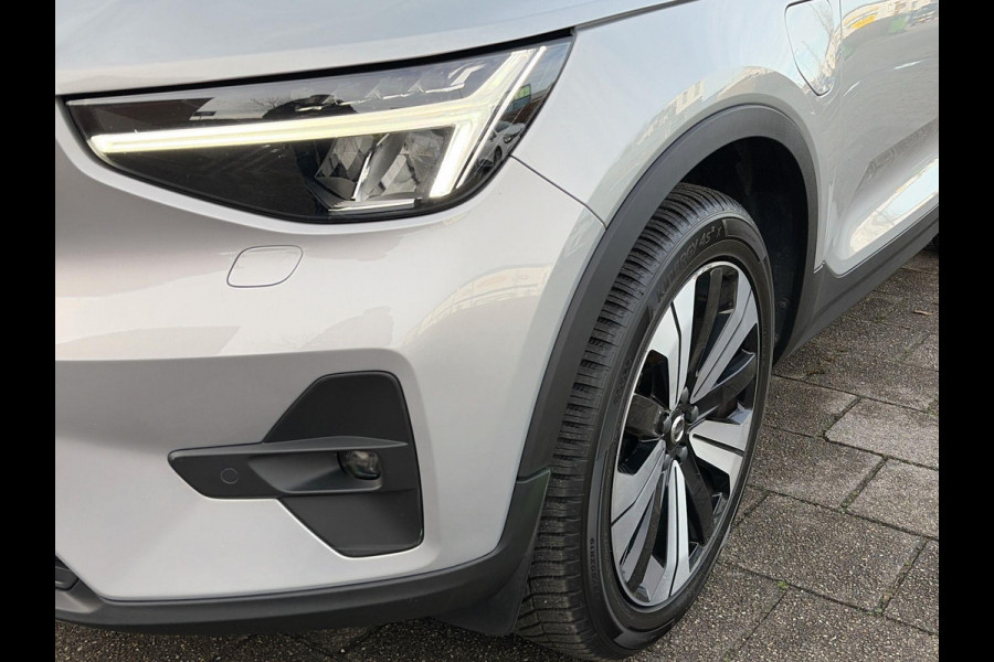 Volvo XC40 1.5 T5 261PK Plug-in hybrid Ultimate Bright SOH 99% | Skyroof | HK Audio | A-Camera | Climate Pack | Pilot- Park Assist