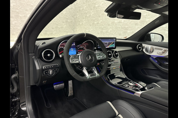 Mercedes-Benz C-Klasse Coupé 63 S AMG | Keramisch | Schaalstoelen | AMG Driver's Package | Aero-Pakket | Panorama | Burmester | Multi-Beam LED | Memory | ACC | Rij-Assistentie Pakket | Keyless-Go | Sfeerverlichting | Carplay |