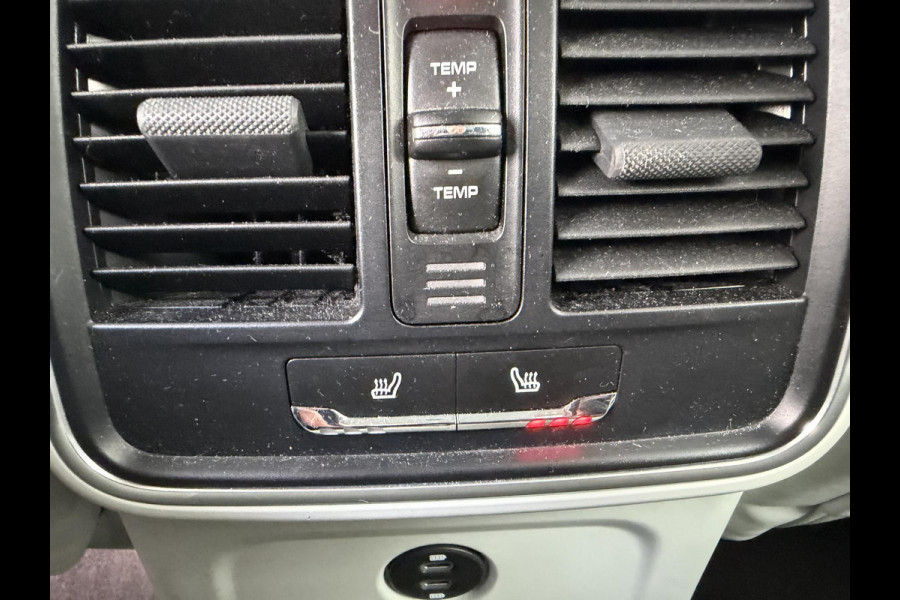 Porsche Macan 3.0 S Sport Chrono | Panoramadak | Camera | Luchtvering | Carbon | GPAYAUDIO | DAB |